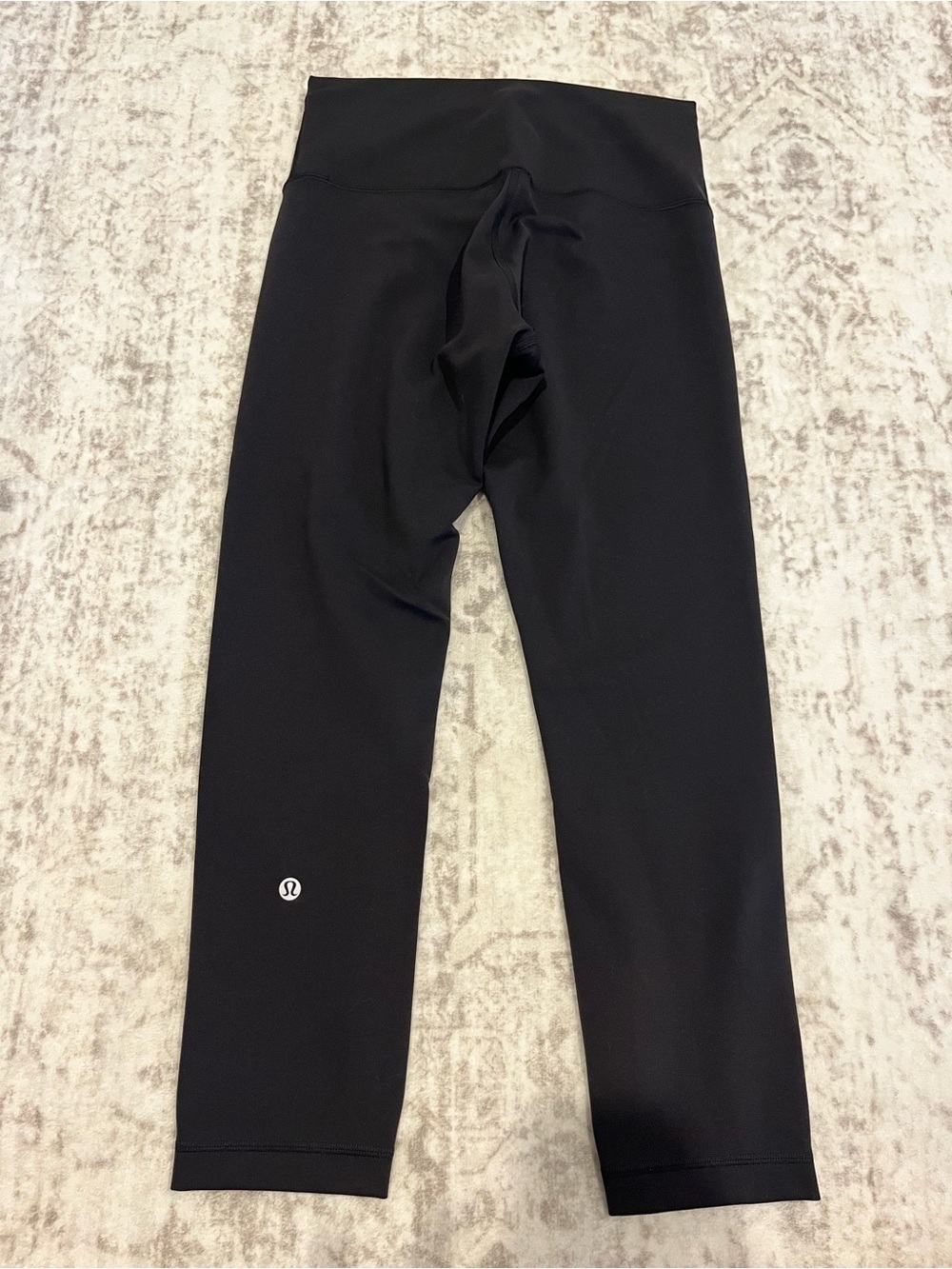 Lululemon Wunder Train High-Rise Tight 23” Black Size 8